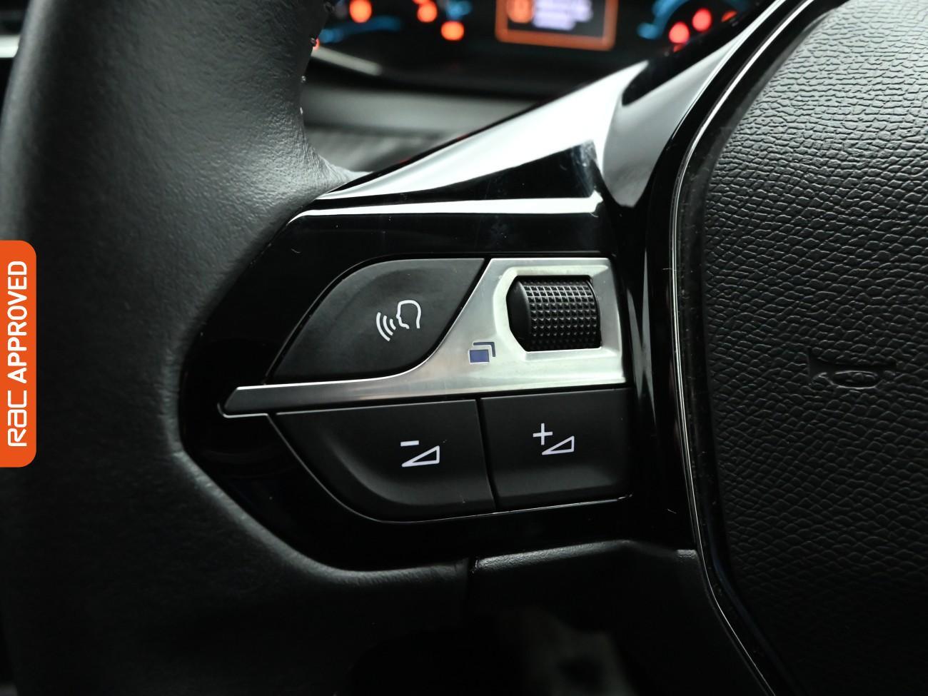 Used Peugeot E-2008 2021 for sale - 76650502: Photo 26