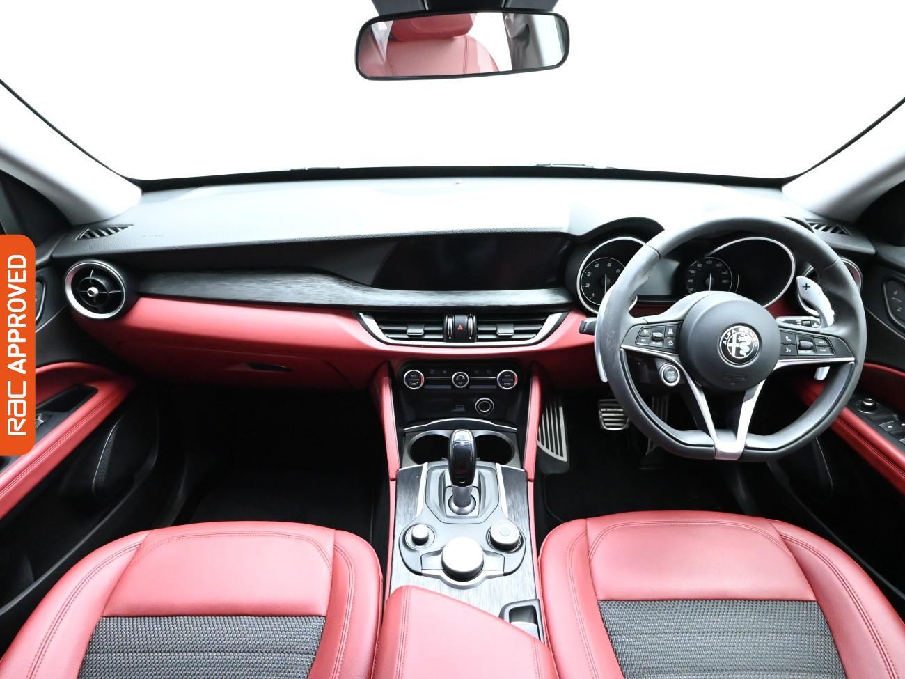 Used Alfa Romeo Stelvio 2020 for sale - 76220223: Photo 2