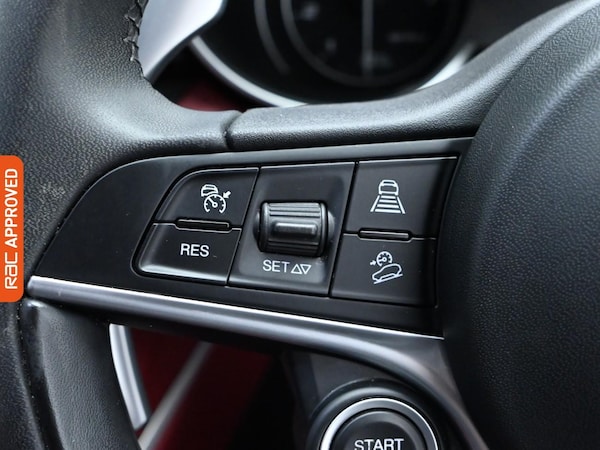 Used Alfa Romeo Stelvio 2020 for sale - 76220223: Photo 22