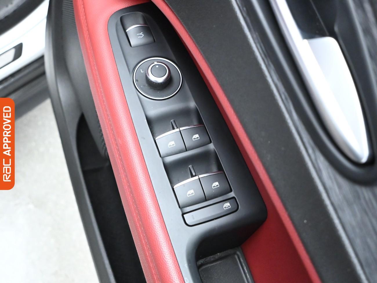 Used Alfa Romeo Stelvio 2020 for sale - 76220223: Photo 24