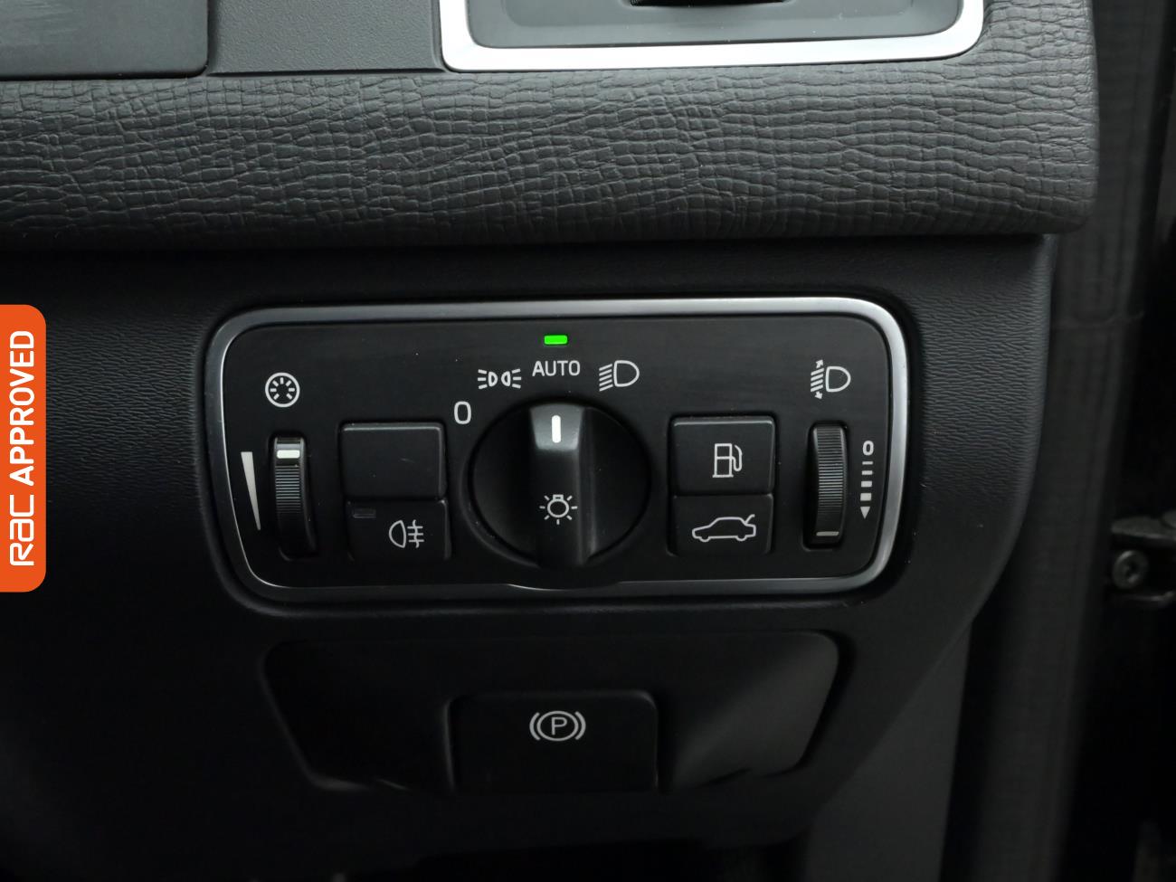 Used Volvo XC60 2016 for sale - 76739625: Photo 23