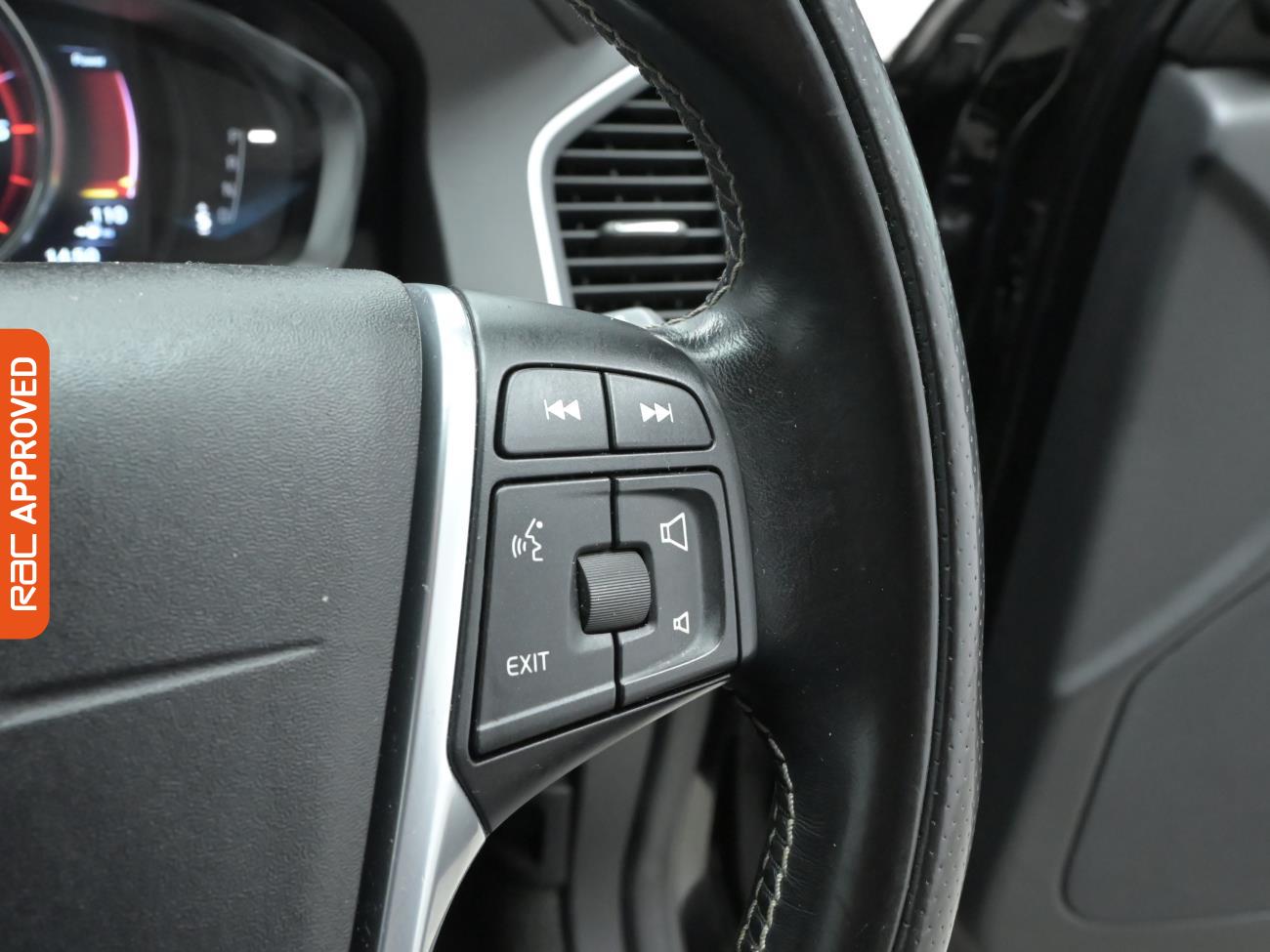 Used Volvo XC60 2016 for sale - 76739625: Photo 24