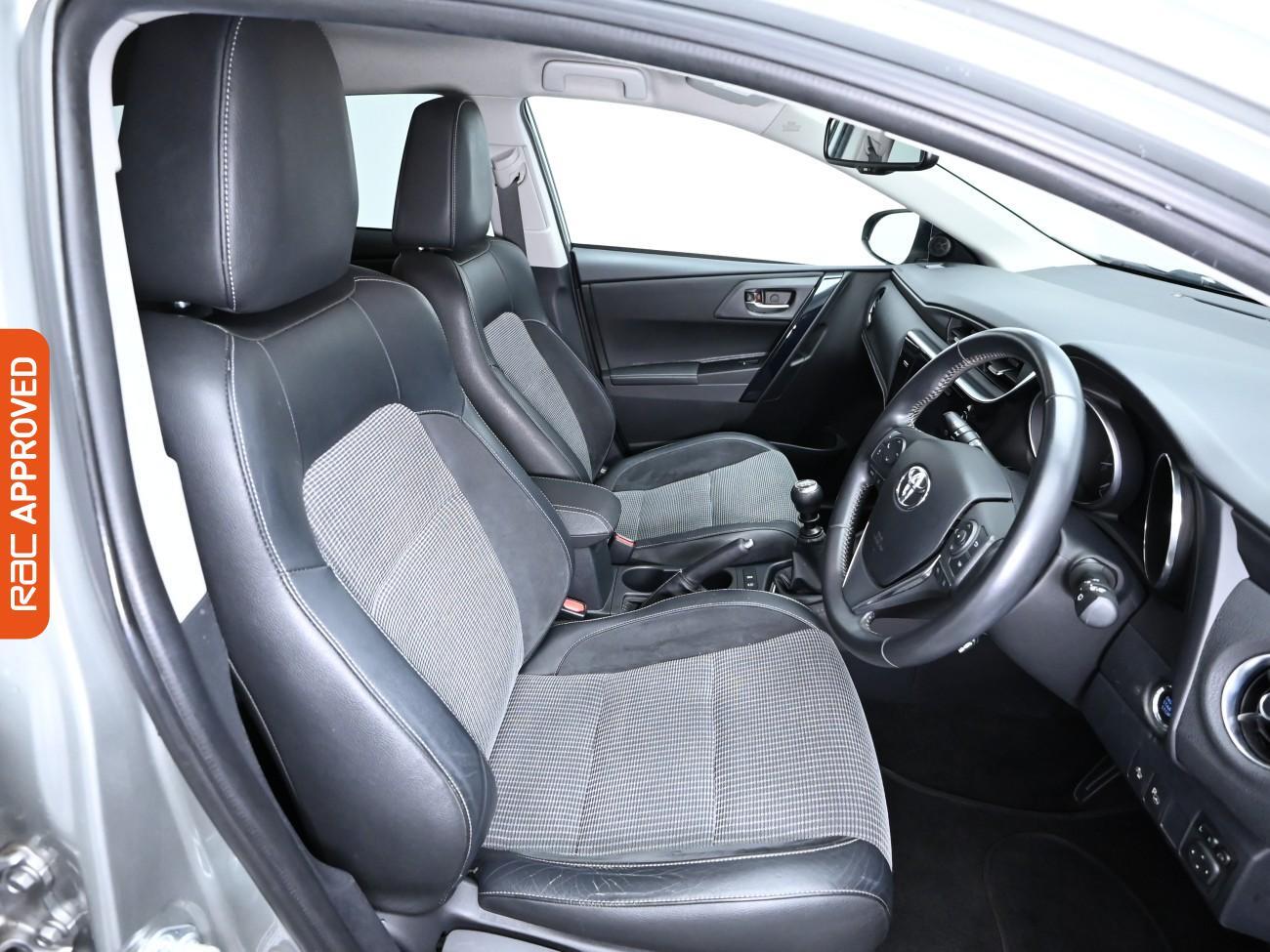 Used Toyota Auris 2017 for sale - 75932615: Photo 12