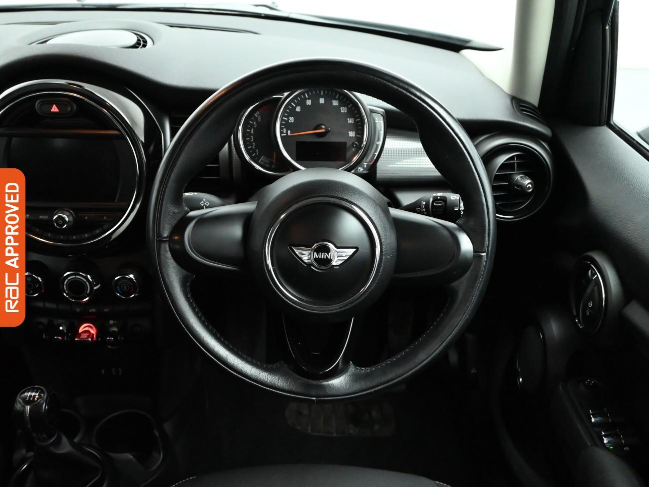 Used MINI Hatch 2018 for sale - 77779687: Photo 9