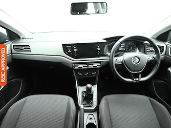 Used Volkswagen Polo 2019 for sale - 77083176: Photo