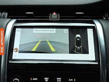 Used Land Rover Discovery Sport 2022 for sale - 77846039: Photo