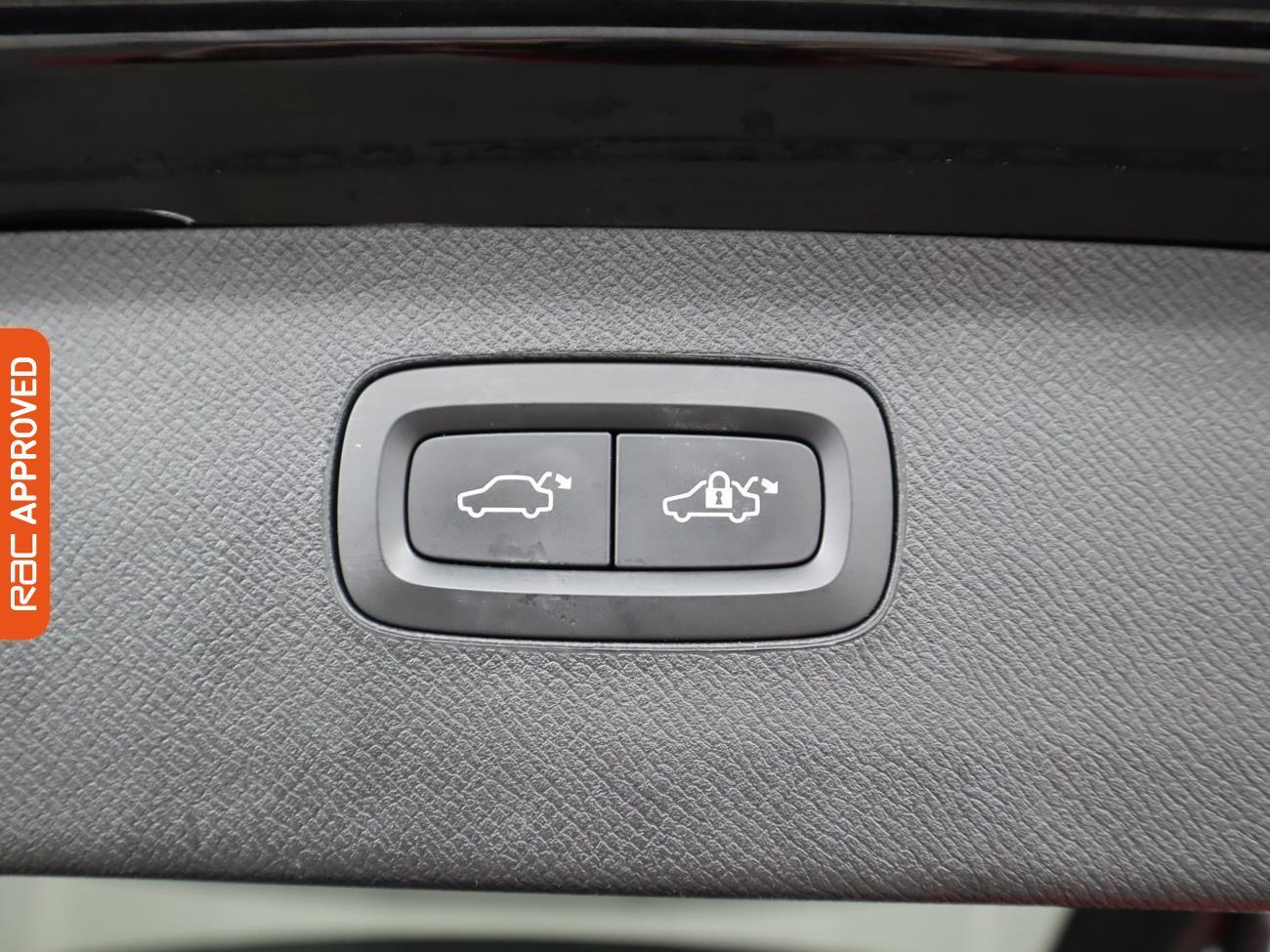 Used Volvo XC90 2017 for sale - 77138884: Photo 26