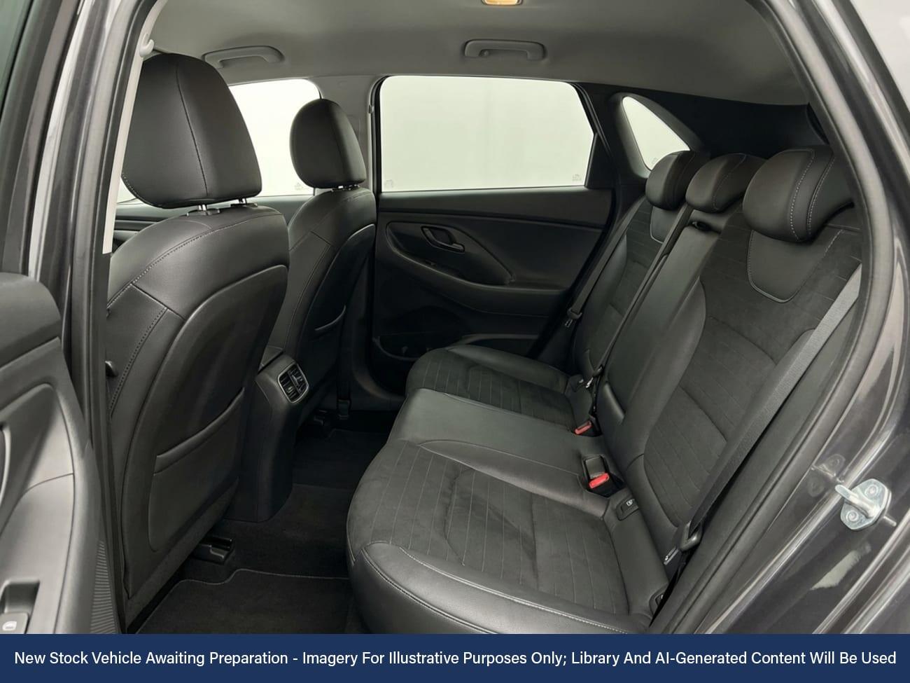 Used Hyundai i30 2018 for sale - 77463241: Photo 4