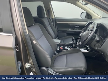 Used Mitsubishi Outlander 2018 for sale - 76569507: Photo