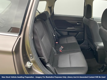 Used Mitsubishi Outlander 2018 for sale - 76569507: Photo