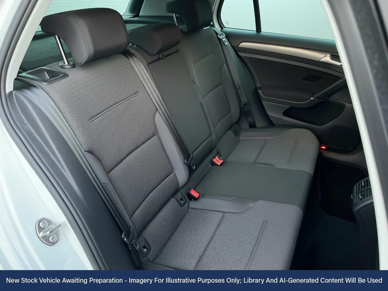 Used Volkswagen Golf 2019 for sale - 76641900: Photo 4