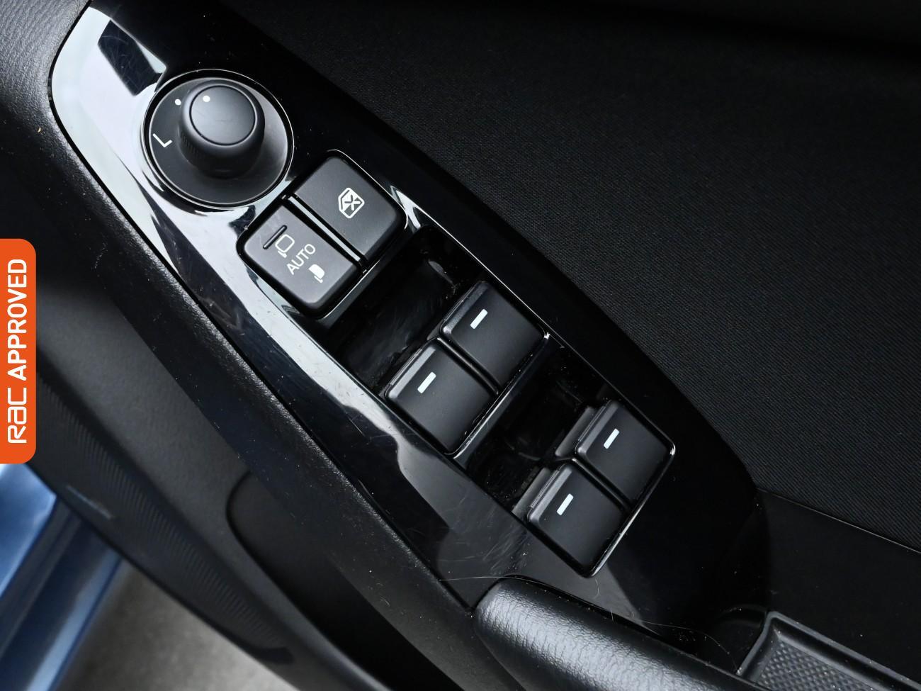 Used Mazda Mazda3 2025 for sale - 76115228: Photo 25