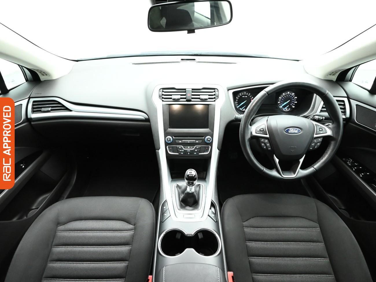 Used Ford Mondeo 2018 for sale - 76750798: Photo 2