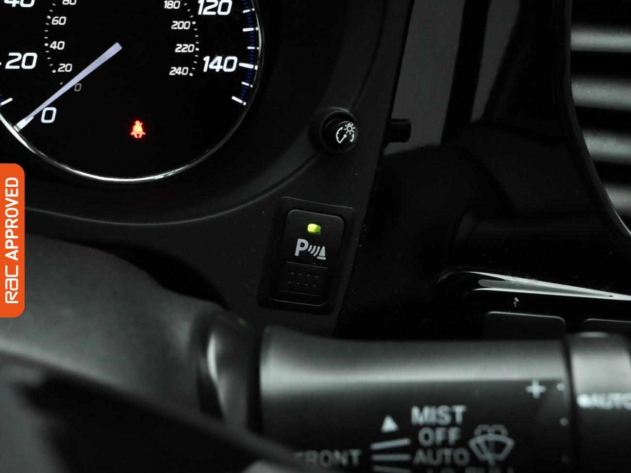 Used Mitsubishi Outlander 2016 for sale - 76569440: Photo 25