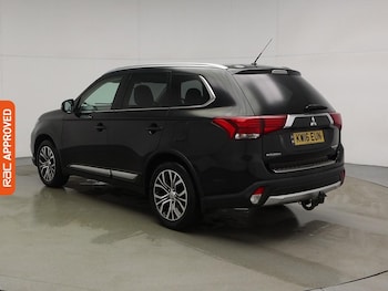 Used Mitsubishi Outlander 2016 for sale - 76569440: Photo