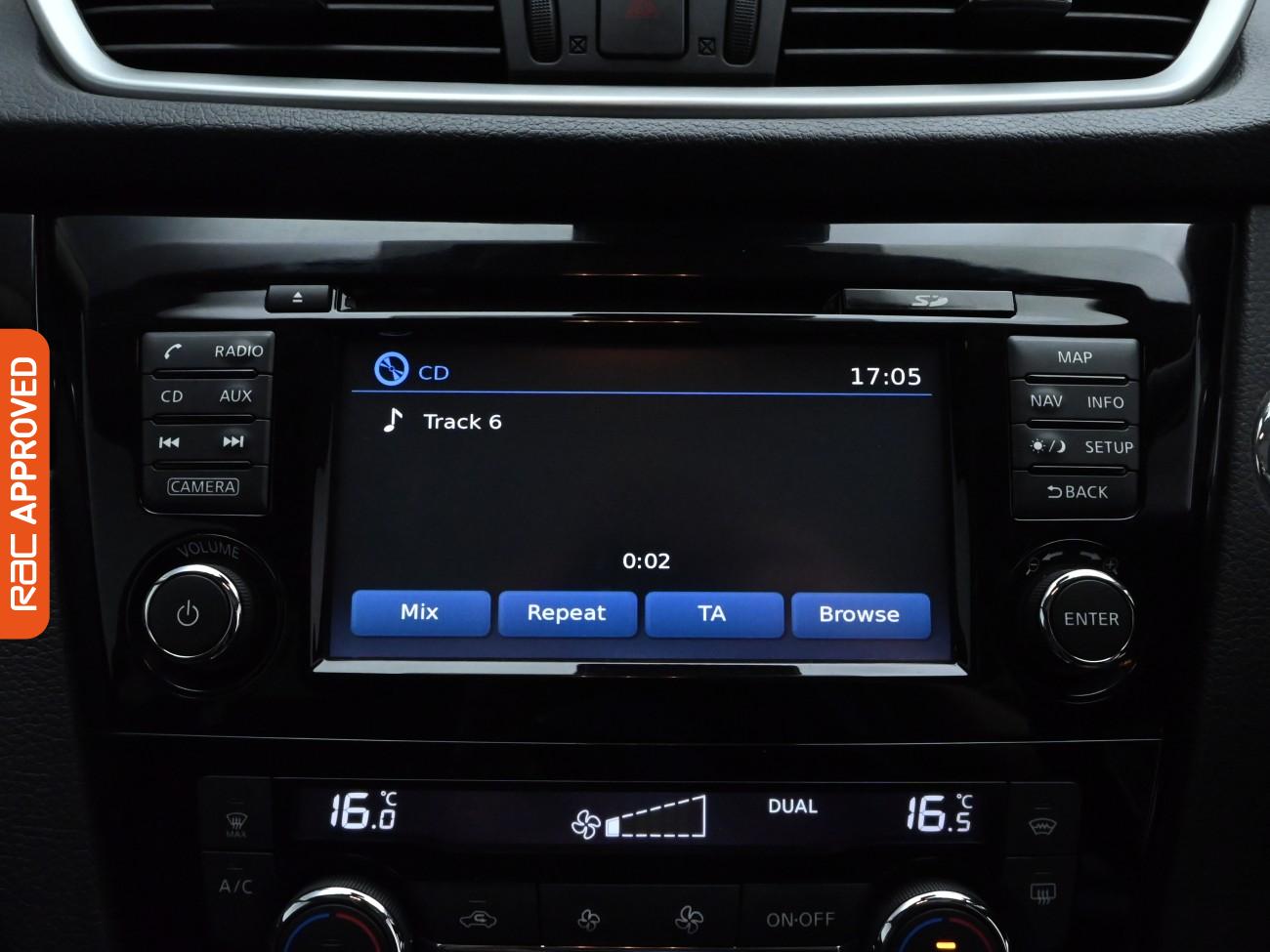 Used Nissan Qashqai 2017 for sale - 76421401: Photo 16