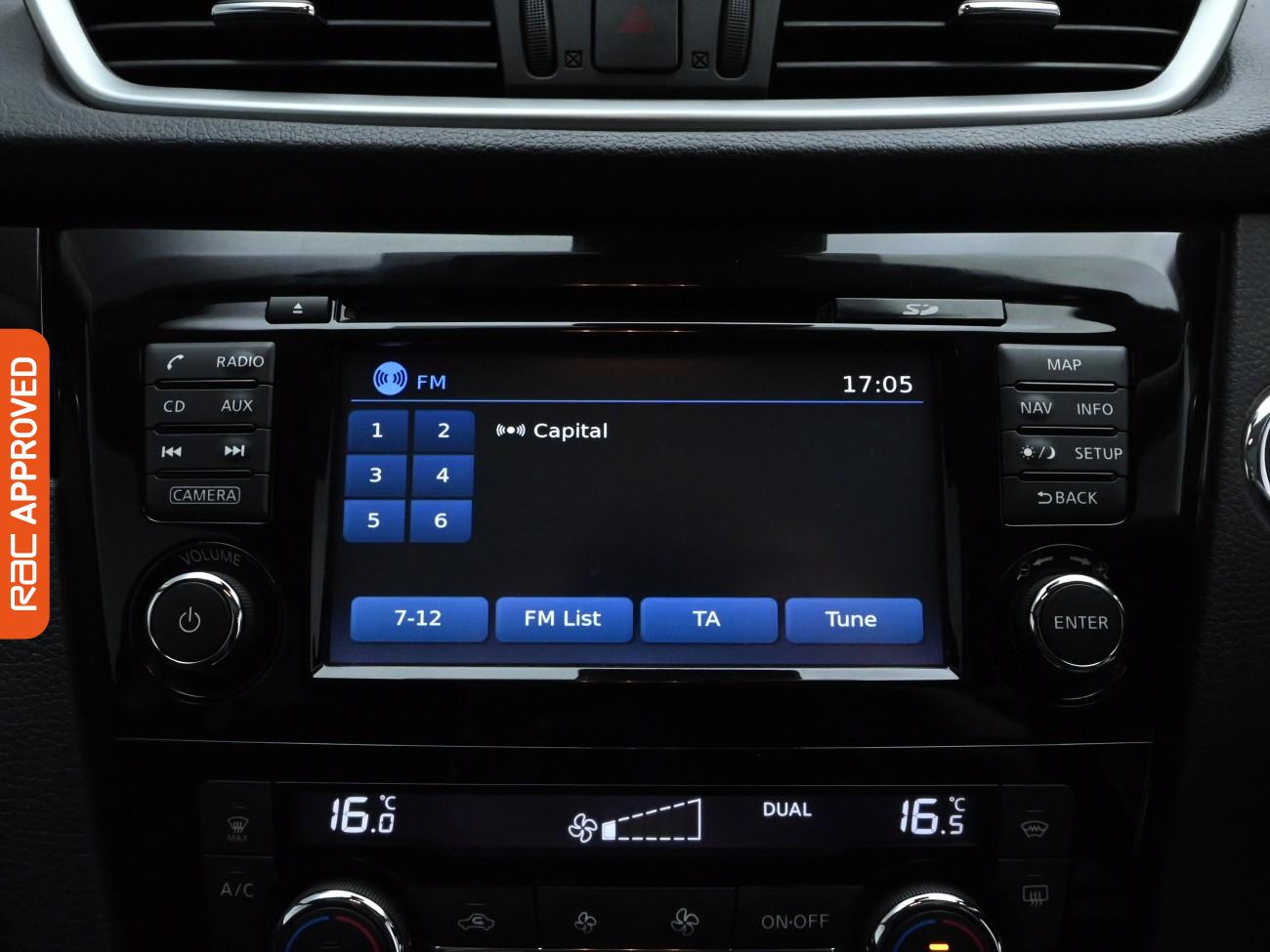 Used Nissan Qashqai 2017 for sale - 76421401: Photo 18