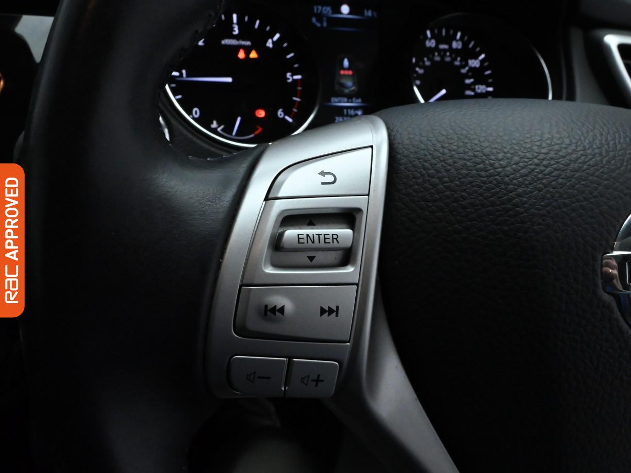 Used Nissan Qashqai 2017 for sale - 76421401: Photo 19