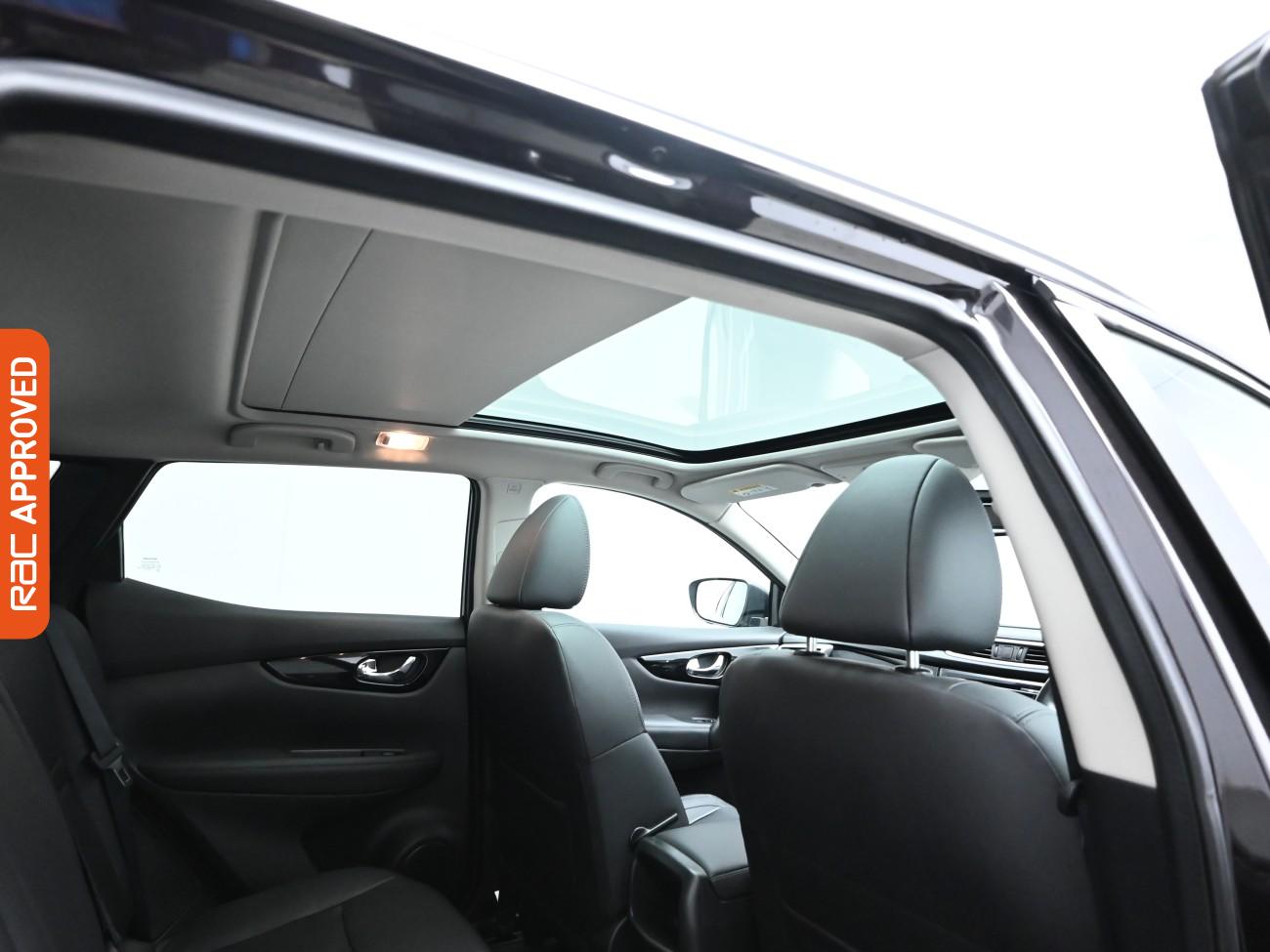 Used Nissan Qashqai 2017 for sale - 76421401: Photo 3