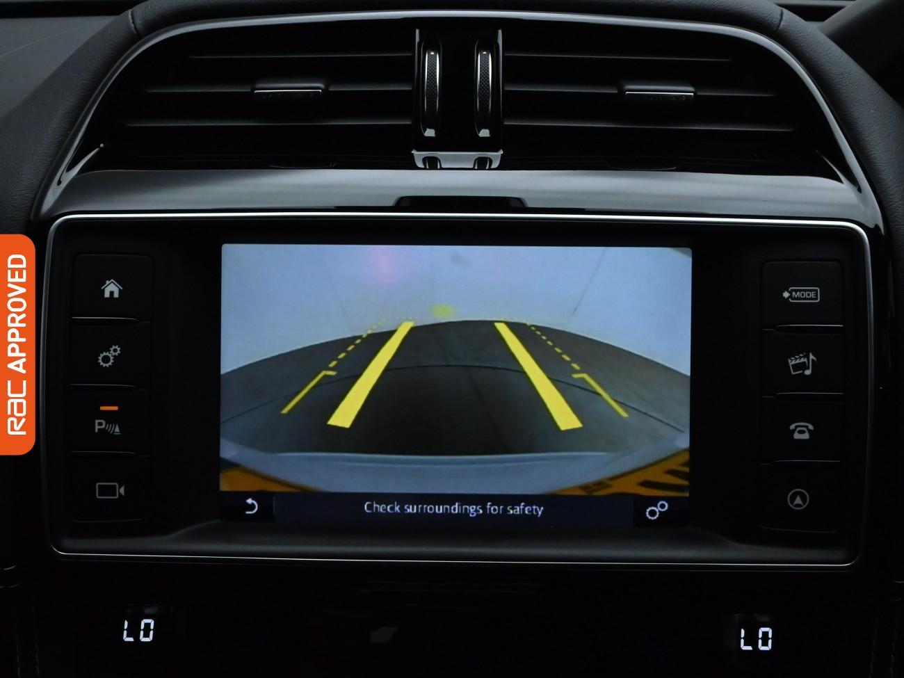 Used Jaguar F-Pace 2017 for sale - 77394120: Photo 19