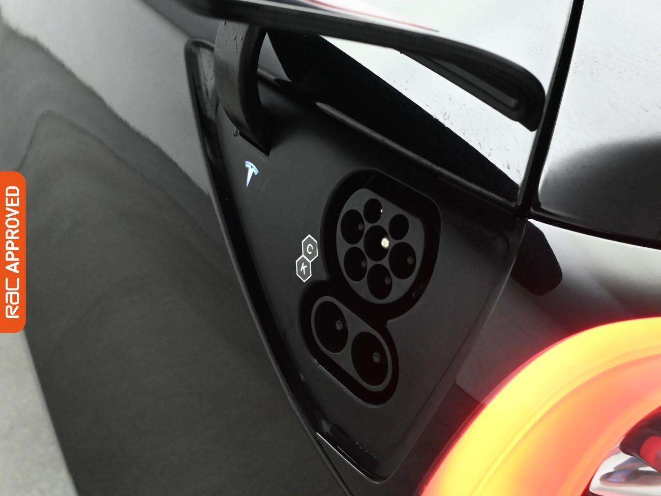 Used Tesla Model 3 2021 for sale - 76919252: Photo 23