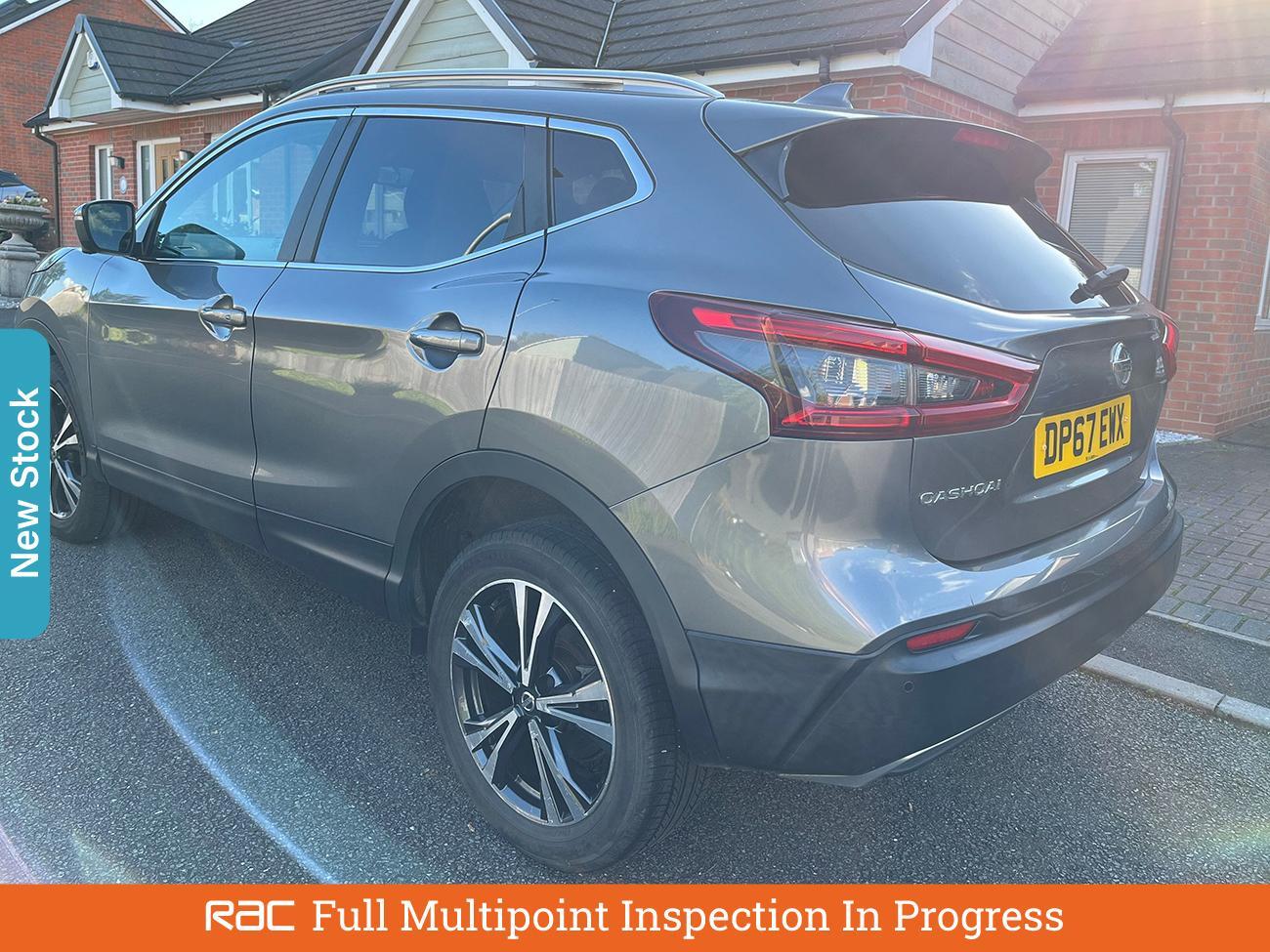 Used Nissan Qashqai 2018 for sale - 76142211: Photo 2