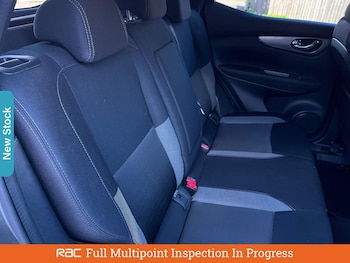 Used Nissan Qashqai 2018 for sale - 76142211: Photo 4