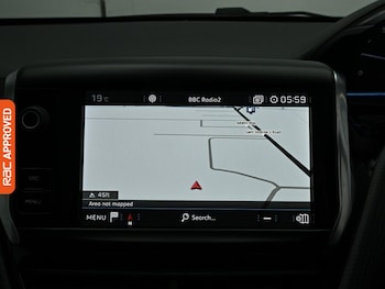 Used Peugeot 2008 2018 for sale - 79111212: Photo