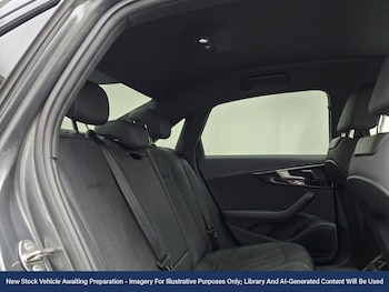 Used Audi A4 2022 for sale - 78121030: Photo