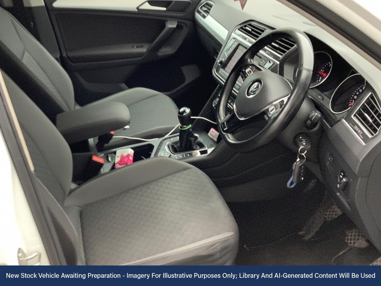 Used Volkswagen Tiguan 2016 for sale - 76782939: Photo 3