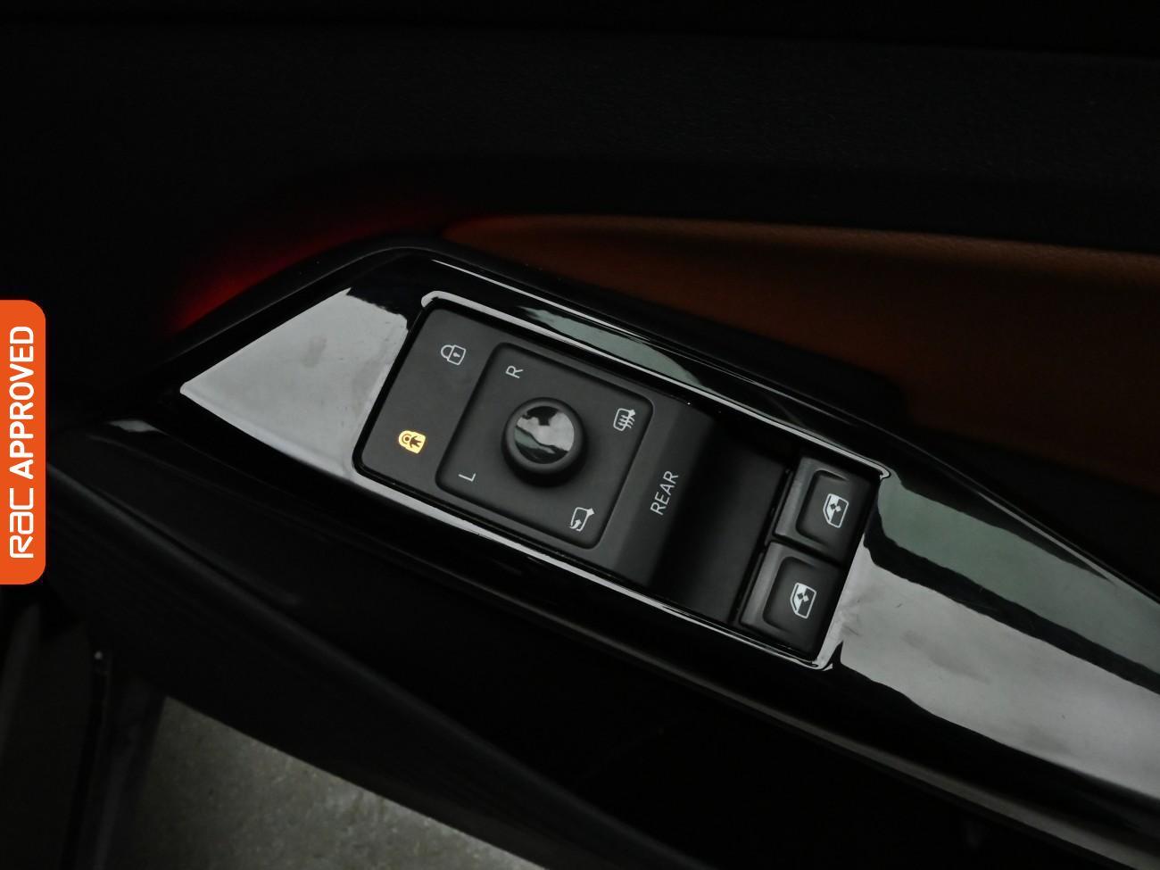 Used Volkswagen ID.4 2021 for sale - 77703410: Photo 28