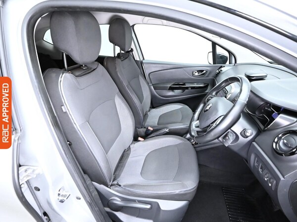 Used Renault Captur 2016 for sale - 75496962: Photo 41