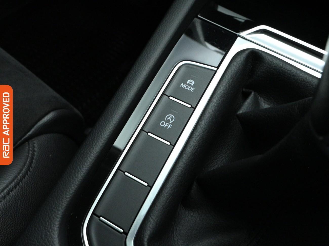 Used Volkswagen Passat 2018 for sale - 77629656: Photo 14