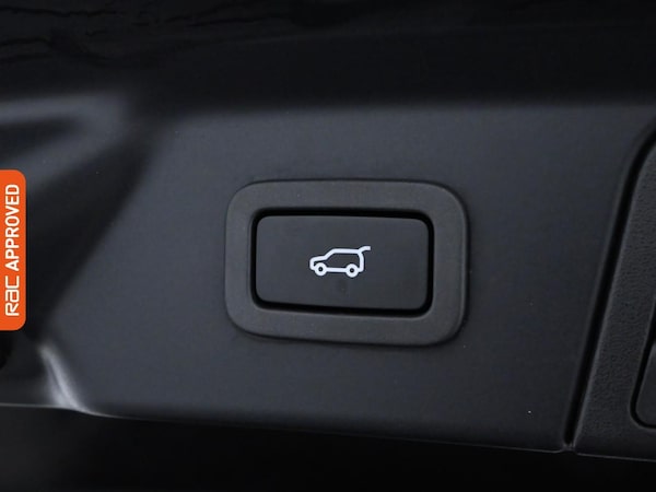 Used Land Rover Range Rover Velar 2019 for sale - 76264066: Photo 28