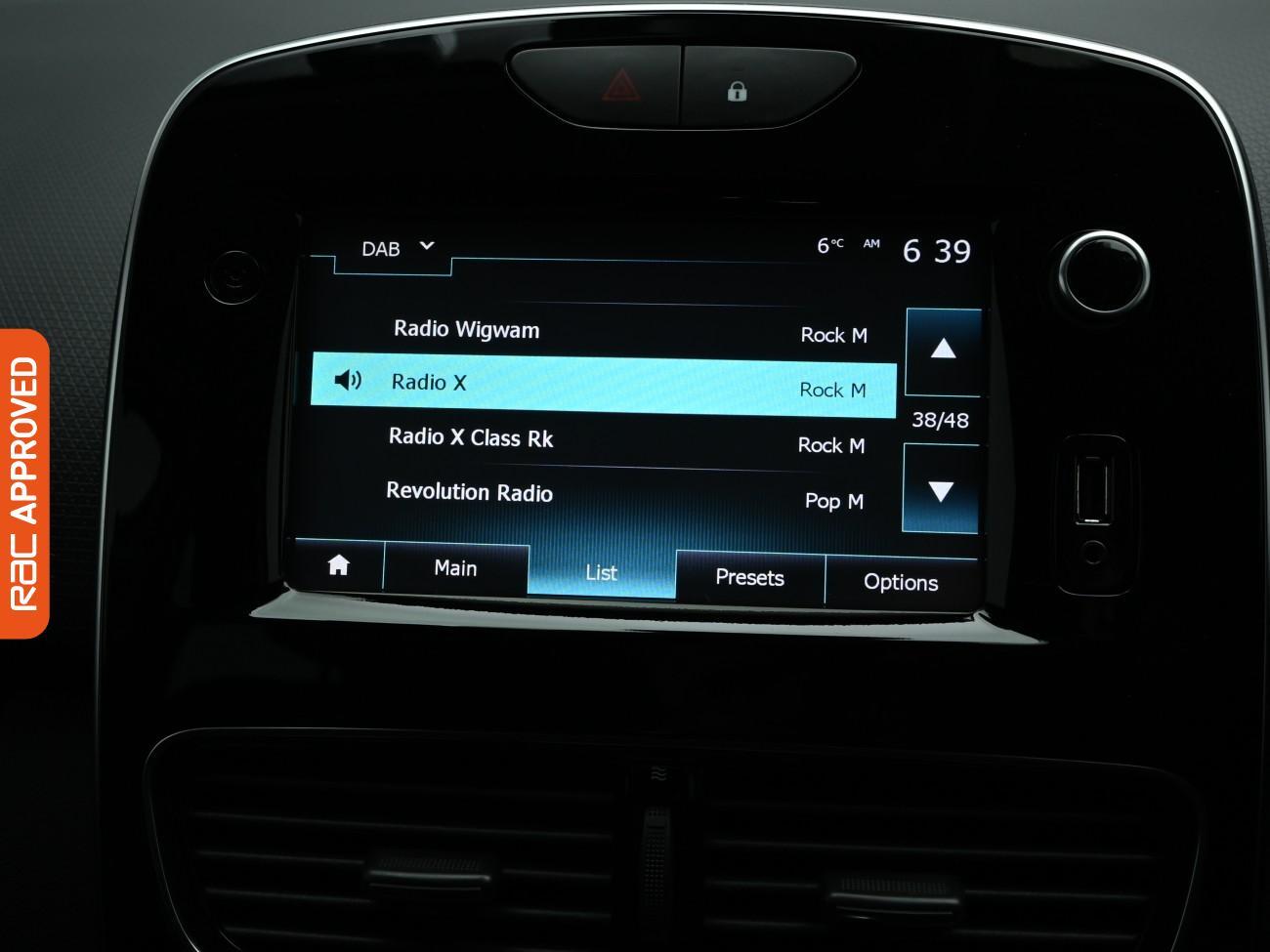 Used Renault Clio 2018 for sale - 77294626: Photo 14