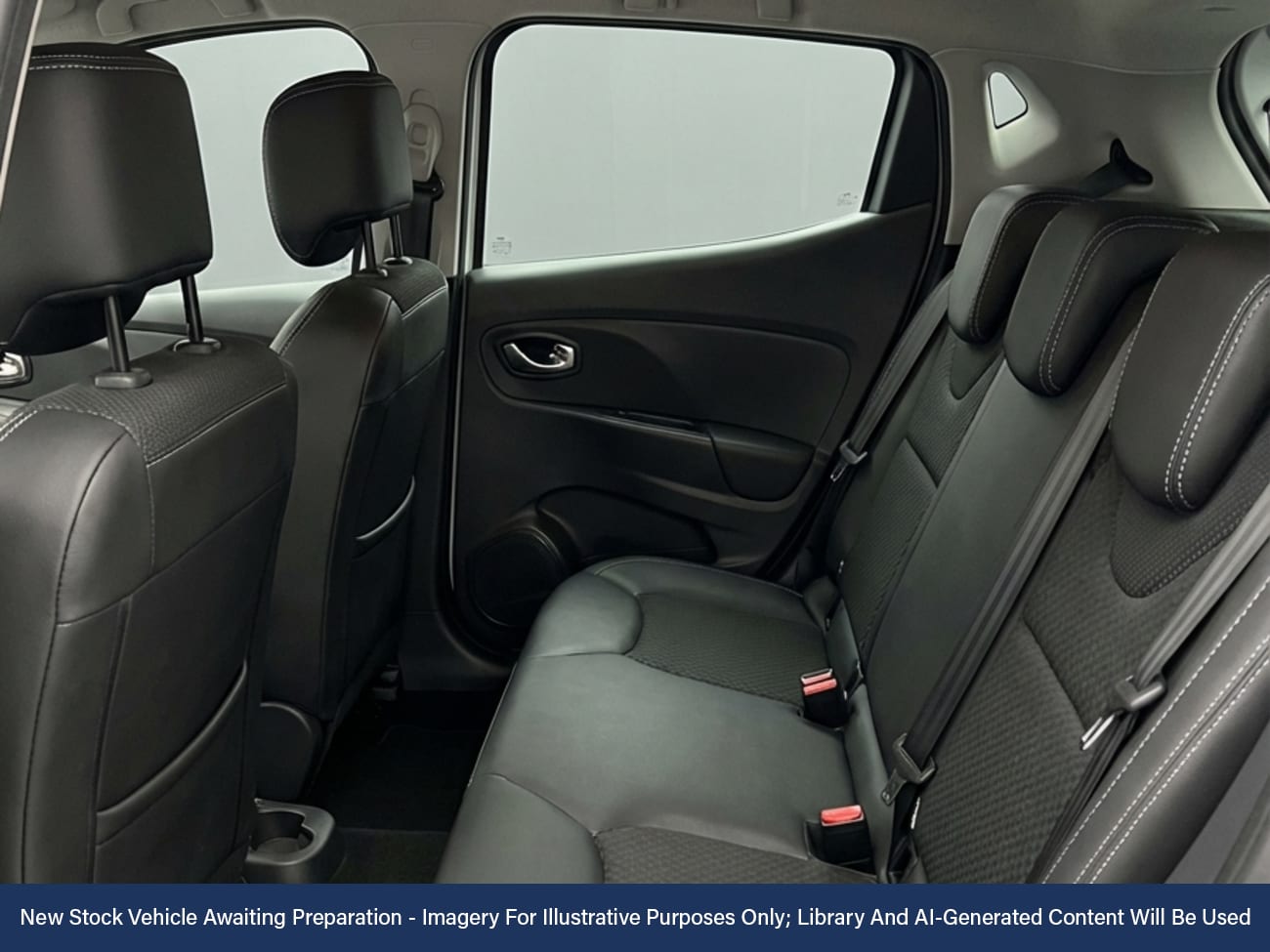 Used Renault Clio 2018 for sale - 77294626: Photo 4