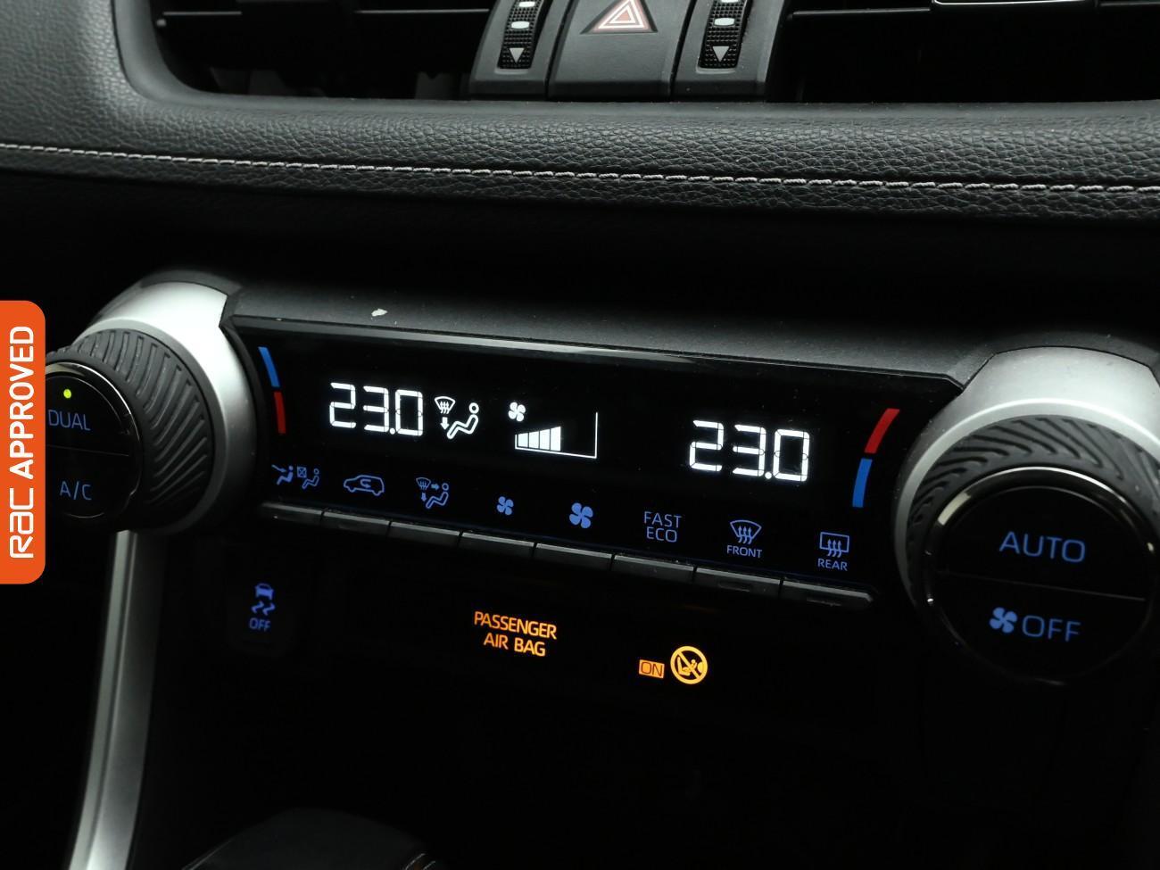 Used Toyota RAV4 2021 for sale - 77432147: Photo 18