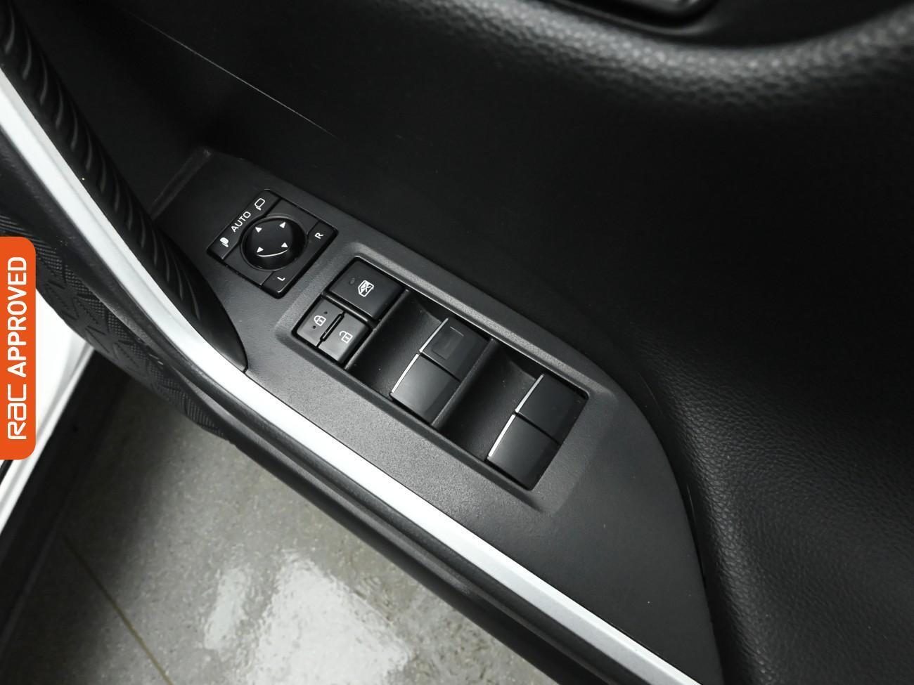 Used Toyota RAV4 2021 for sale - 77432147: Photo 24