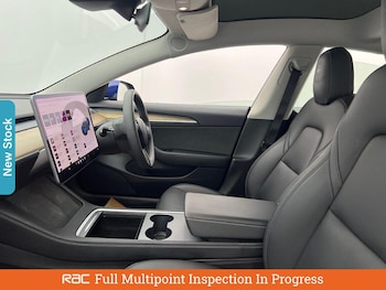 Used Tesla Model 3 2021 for sale - 75592640: Photo