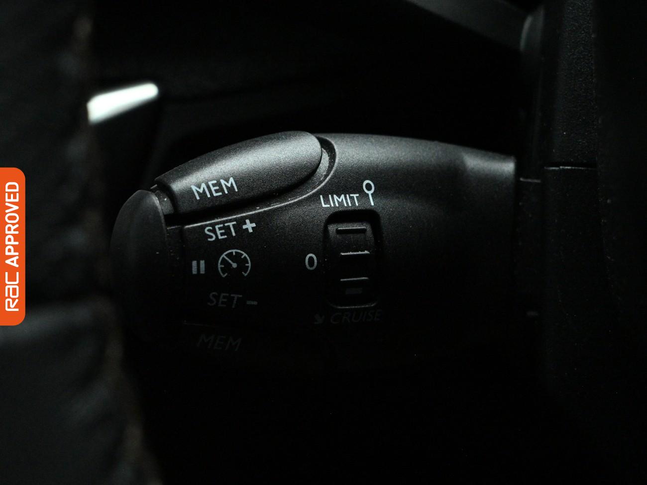 Used Peugeot 3008 2018 for sale - 77935768: Photo 16