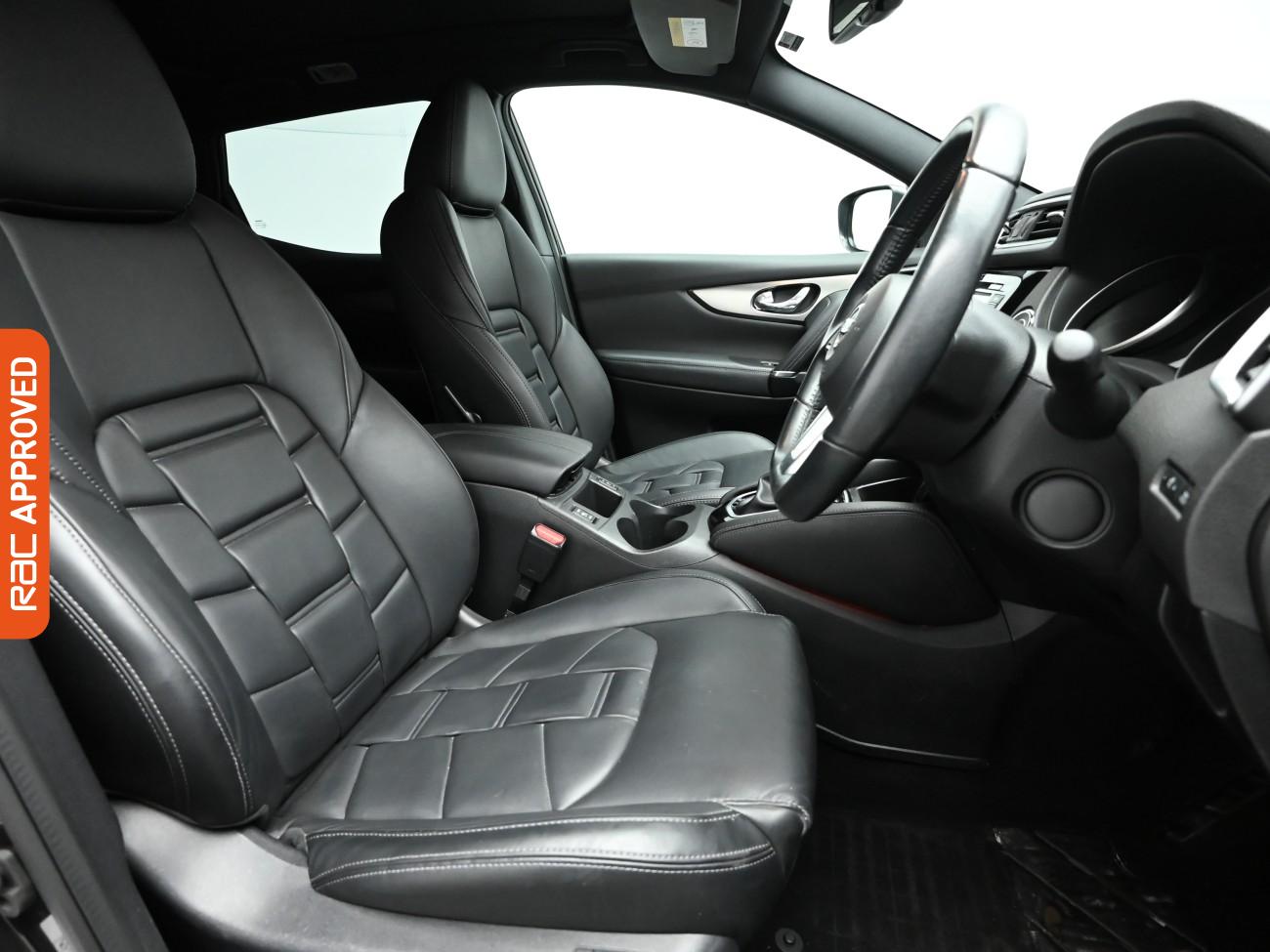 Used Nissan Qashqai 2017 for sale - 77324039: Photo 12