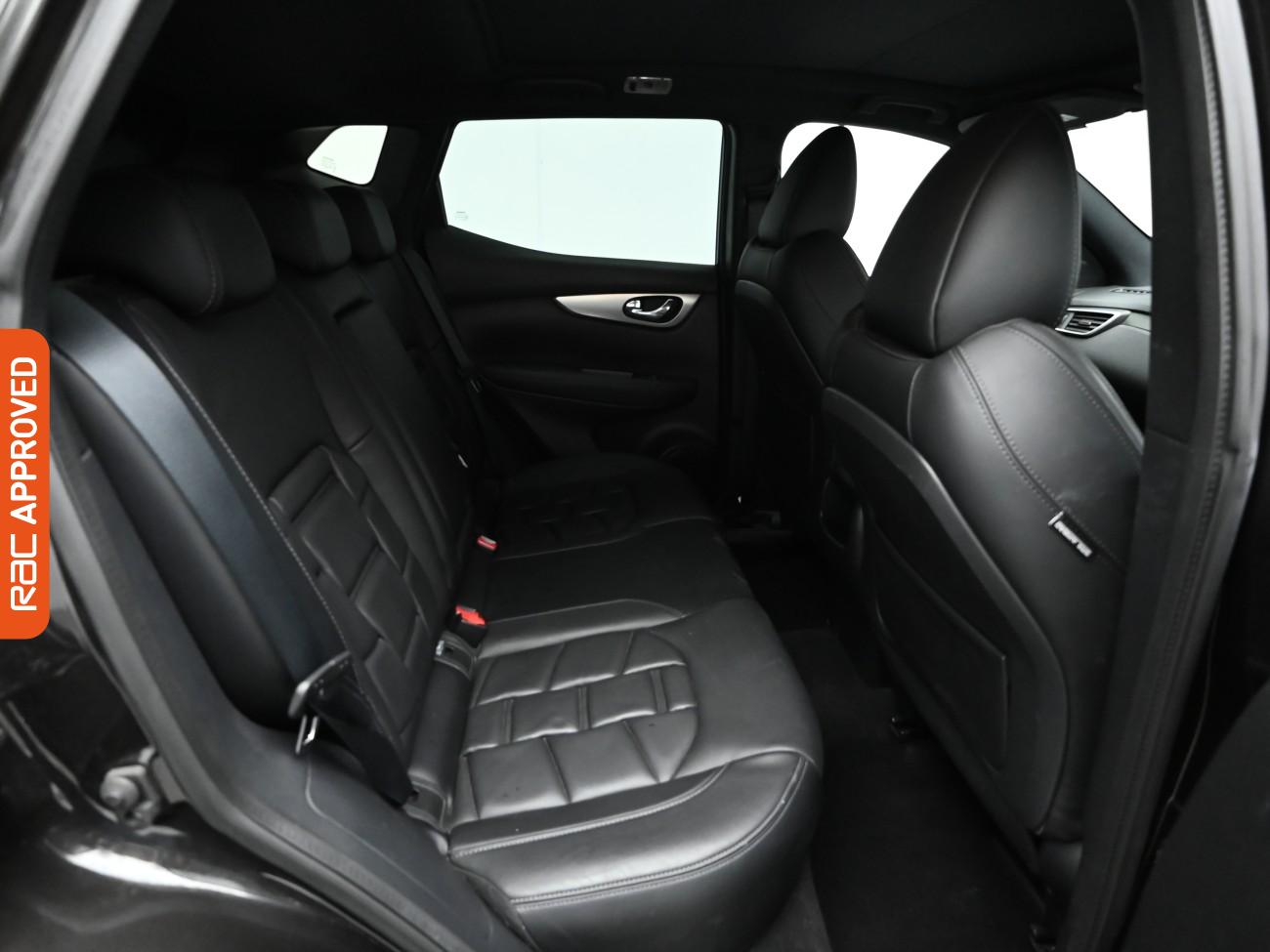 Used Nissan Qashqai 2017 for sale - 77324039: Photo 13