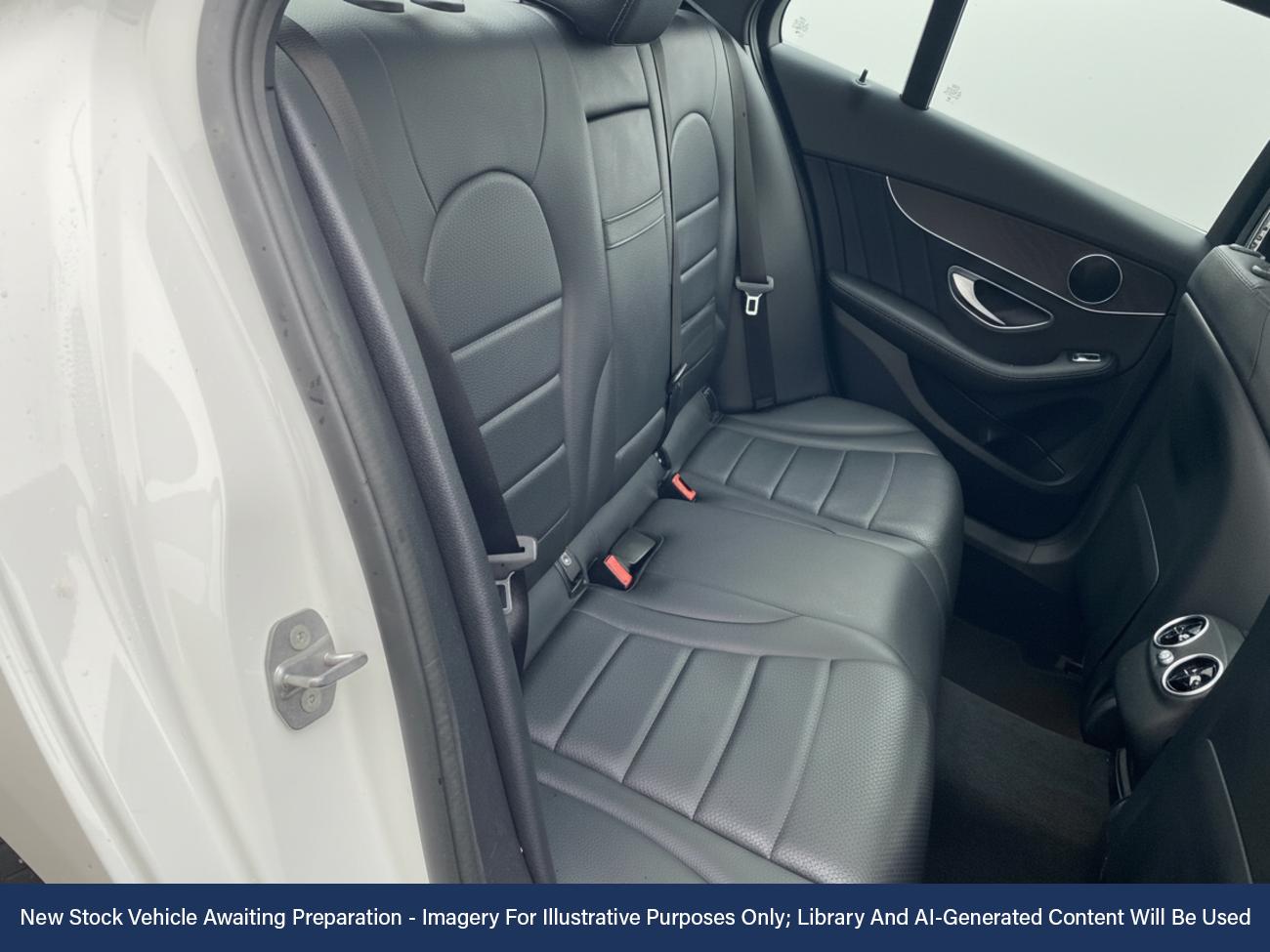 Used Mercedes-Benz C Class 2018 for sale - 76909498: Photo 4