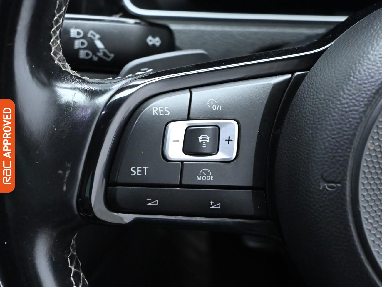 Used Volkswagen Golf 2018 for sale - 78105404: Photo 24