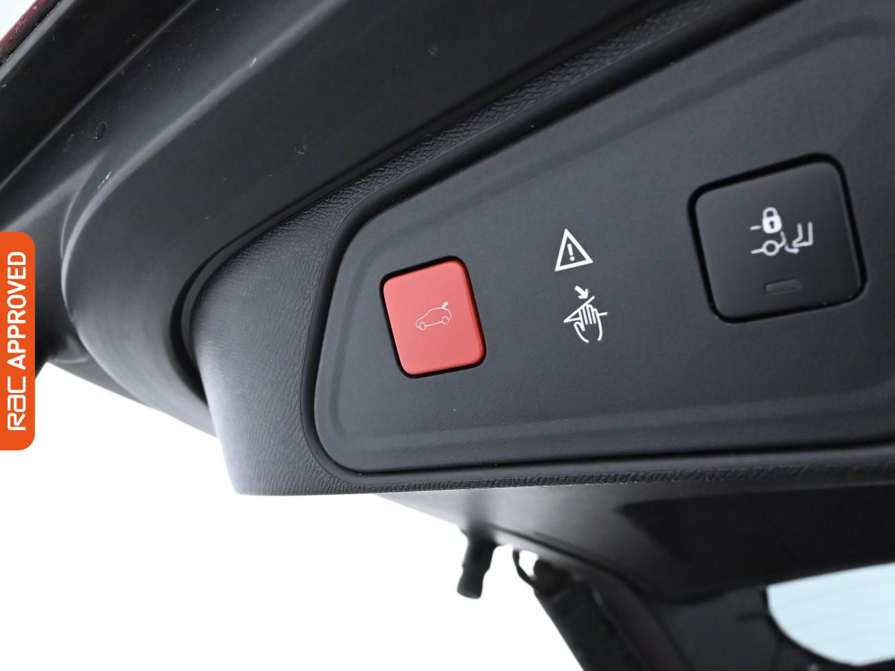 Used Peugeot 3008 2019 for sale - 75924763: Photo 14