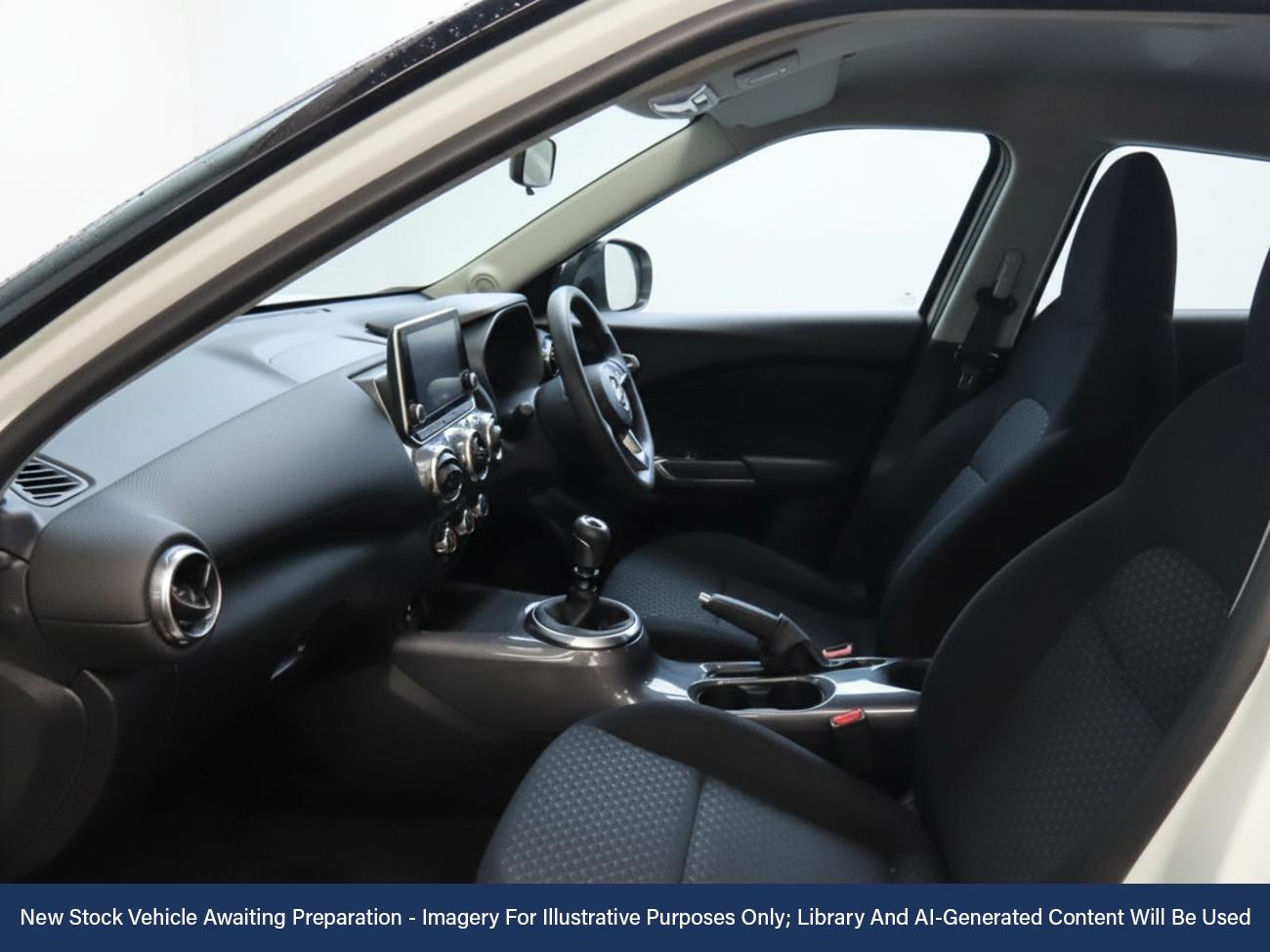 Used Nissan Juke 2023 for sale - 76798445: Photo 2