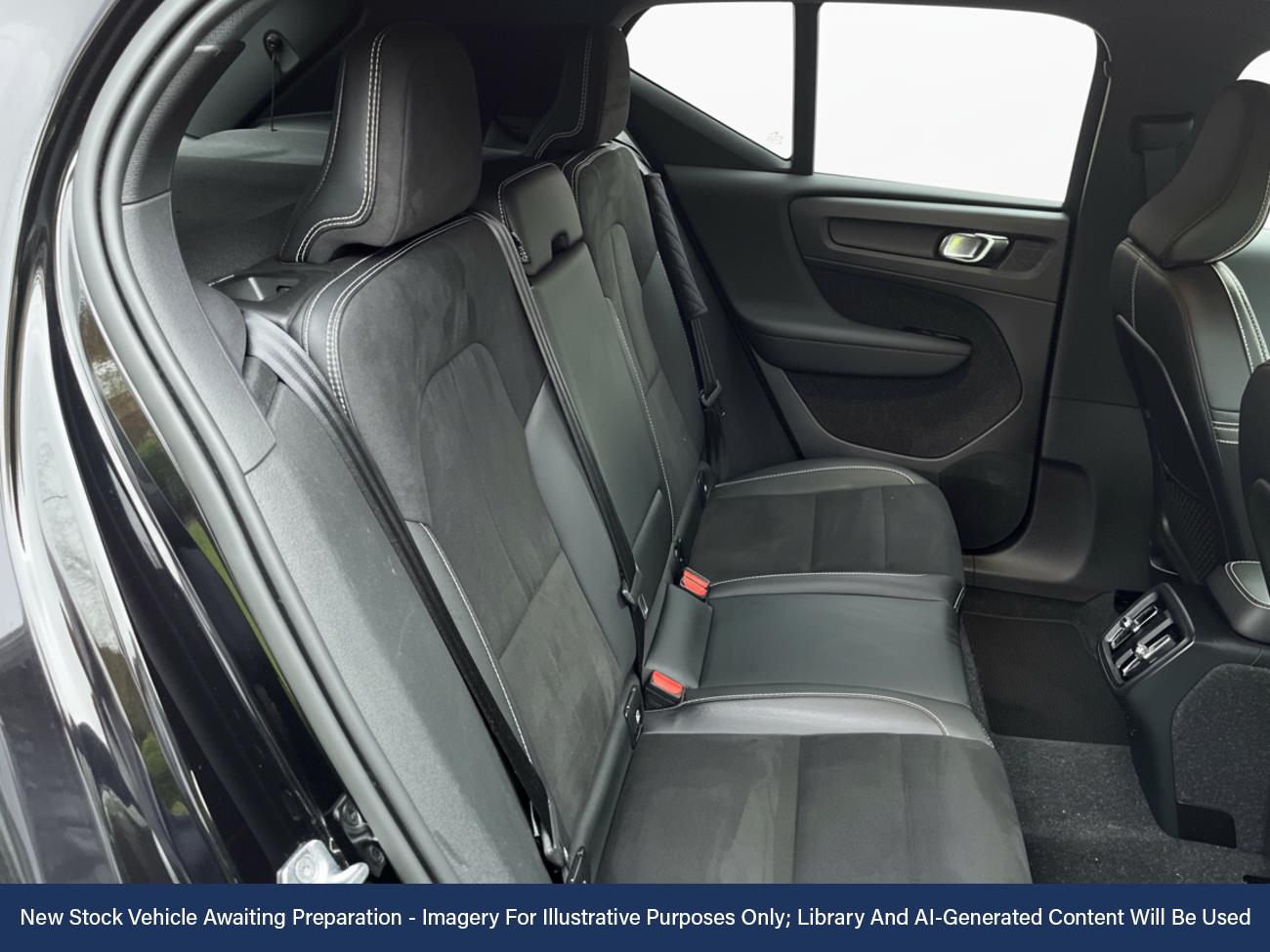 Used Volvo XC40 2021 for sale - 76576227: Photo 4