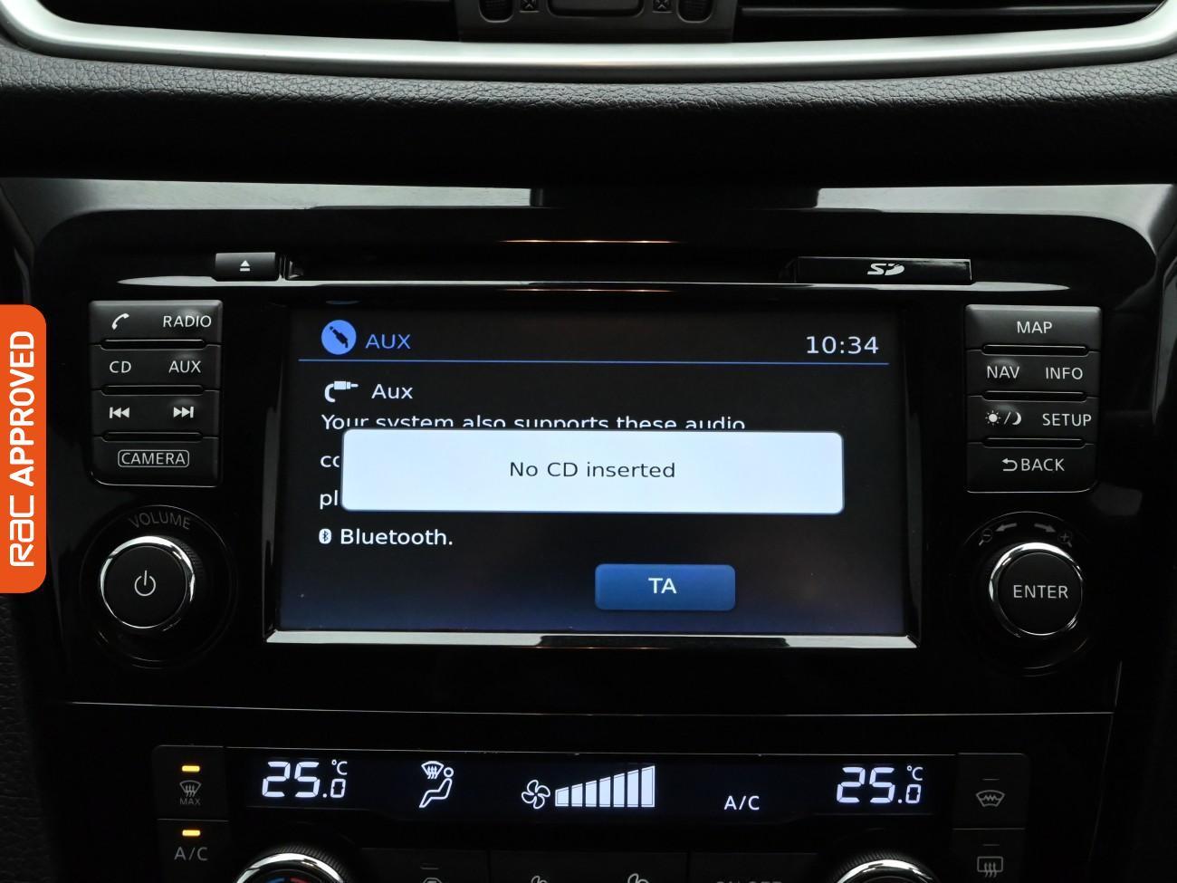 Used Nissan Qashqai 2015 for sale - 76844603: Photo 16