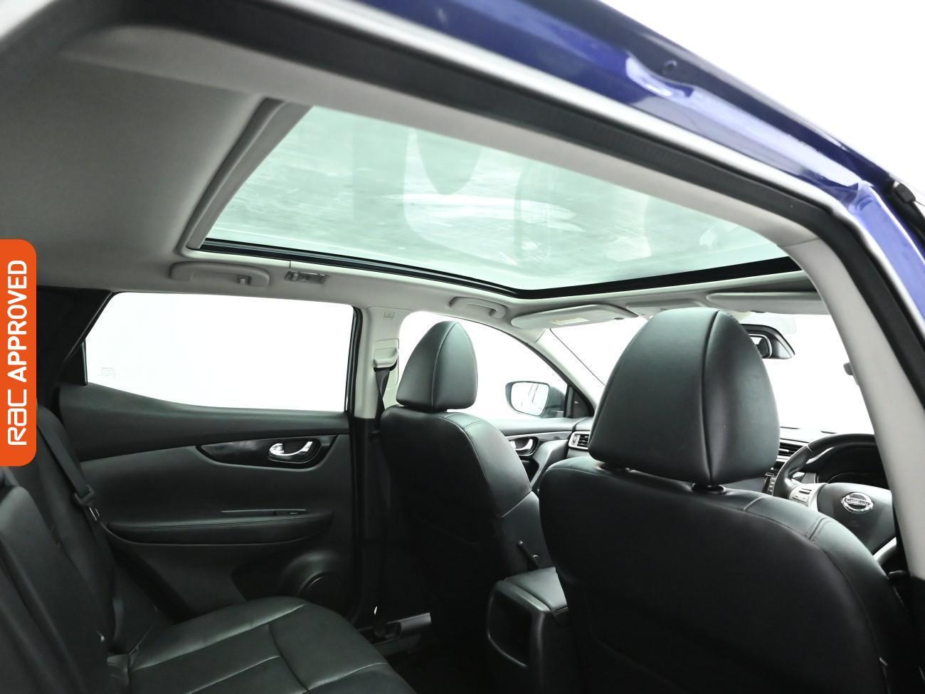 Used Nissan Qashqai 2015 for sale - 76844603: Photo 3