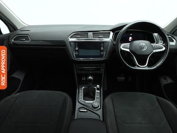 Used Volkswagen Tiguan 2021 for sale - 77779695: Photo